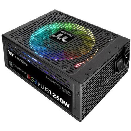 Thermaltake Toughpower iRGB PLUS ATX desktop tápegység 1250W 80+ Titanium BOX
